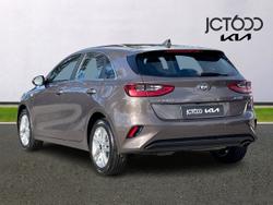 KIA Ceed Photo 3