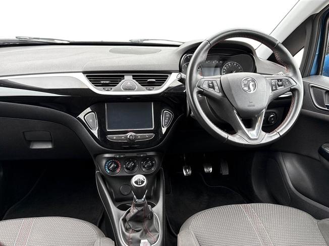 VAUXHALL Corsa Photo 11
