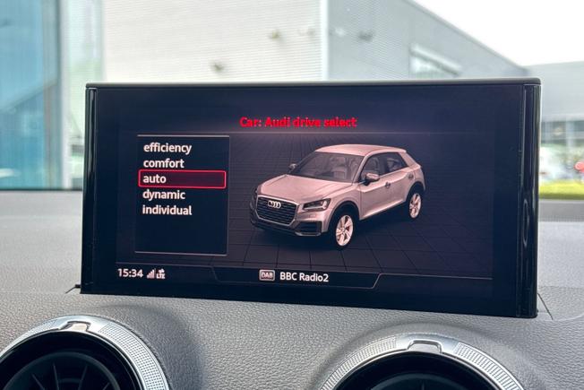 AUDI Q2 Photo 28