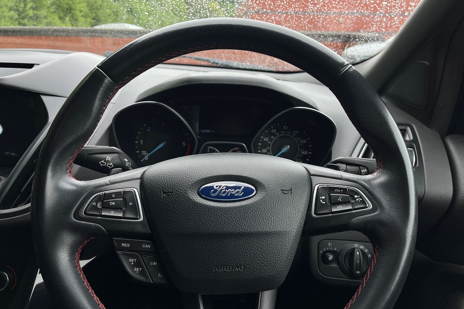 Ford Kuga Photo 11