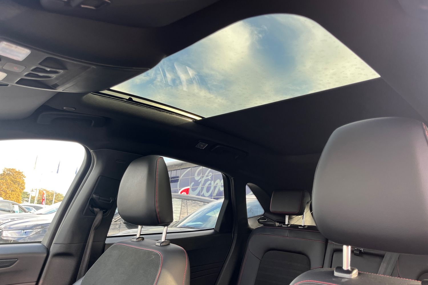 Ford KUGA Photo 37