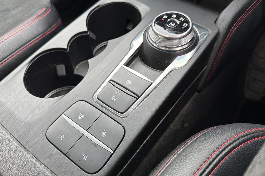 Ford KUGA Photo autoimg-c678b60205a49e3ad80f168ac2b5d8133c23487e.jpg