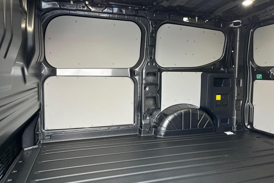 Used Ford E-TRANSIT CUSTOM 4