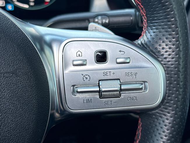 MERCEDES-BENZ CLA Photo 17