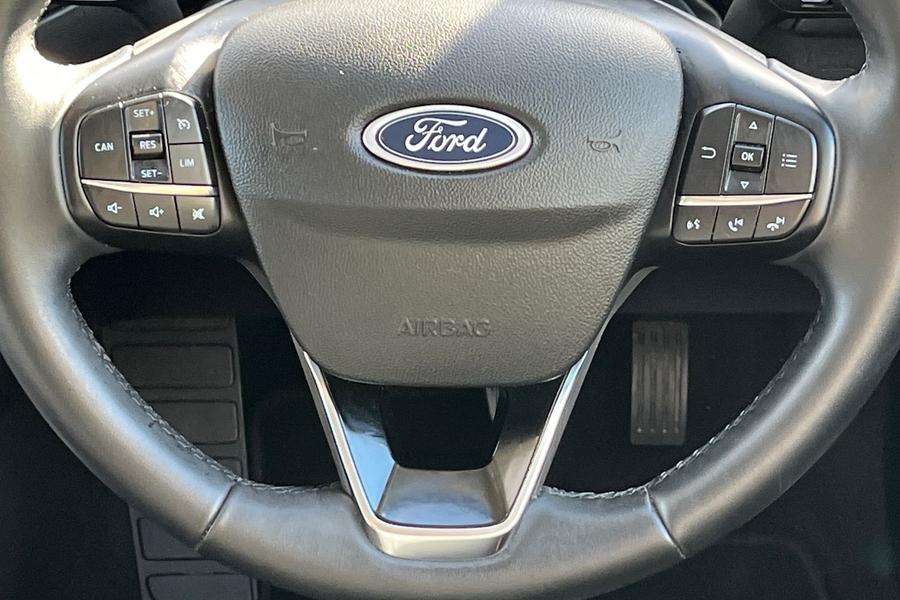 Ford FOCUS Photo autoimg-c67fc553439af0af9220e100883fdfe5f93e68d8.jpg