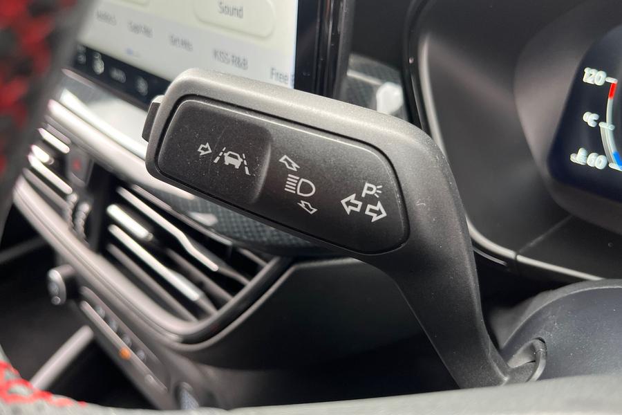 Ford FOCUS Photo autoimg-c682da0c144e3847602091d1c1622d22c416331d.jpg