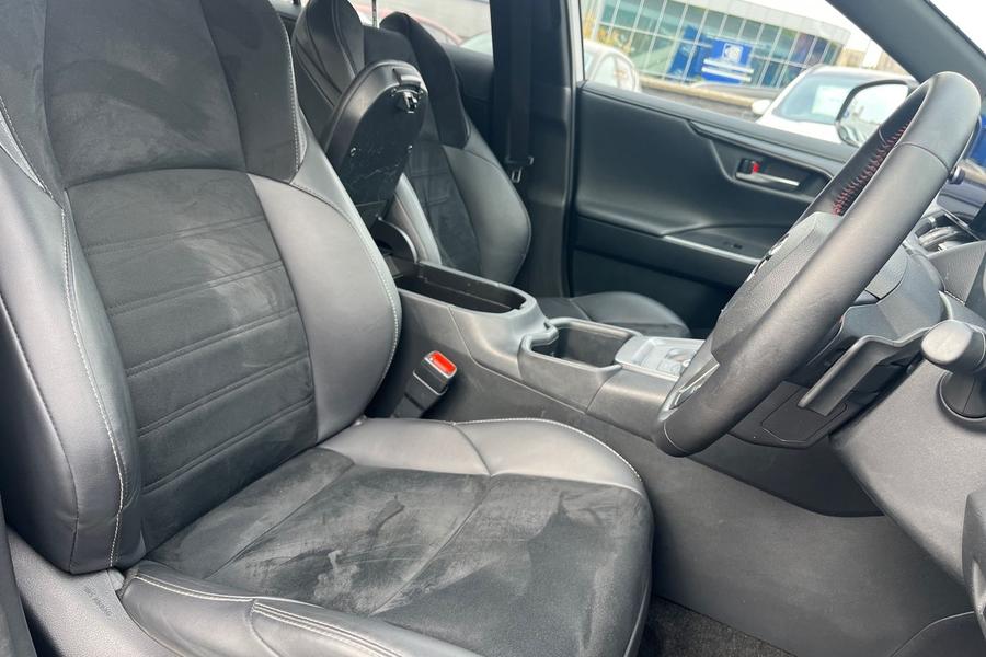 Toyota RAV4 Photo autoimg-c683bc162c2d6161f93a036e4f84490c1d20b96a.jpg