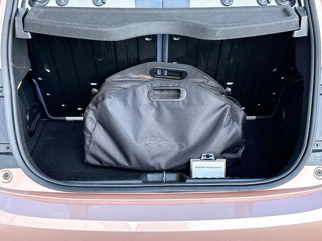 FIAT 500e Photo 42