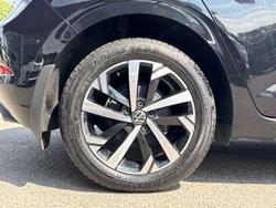 VOLKSWAGEN Polo Photo 5
