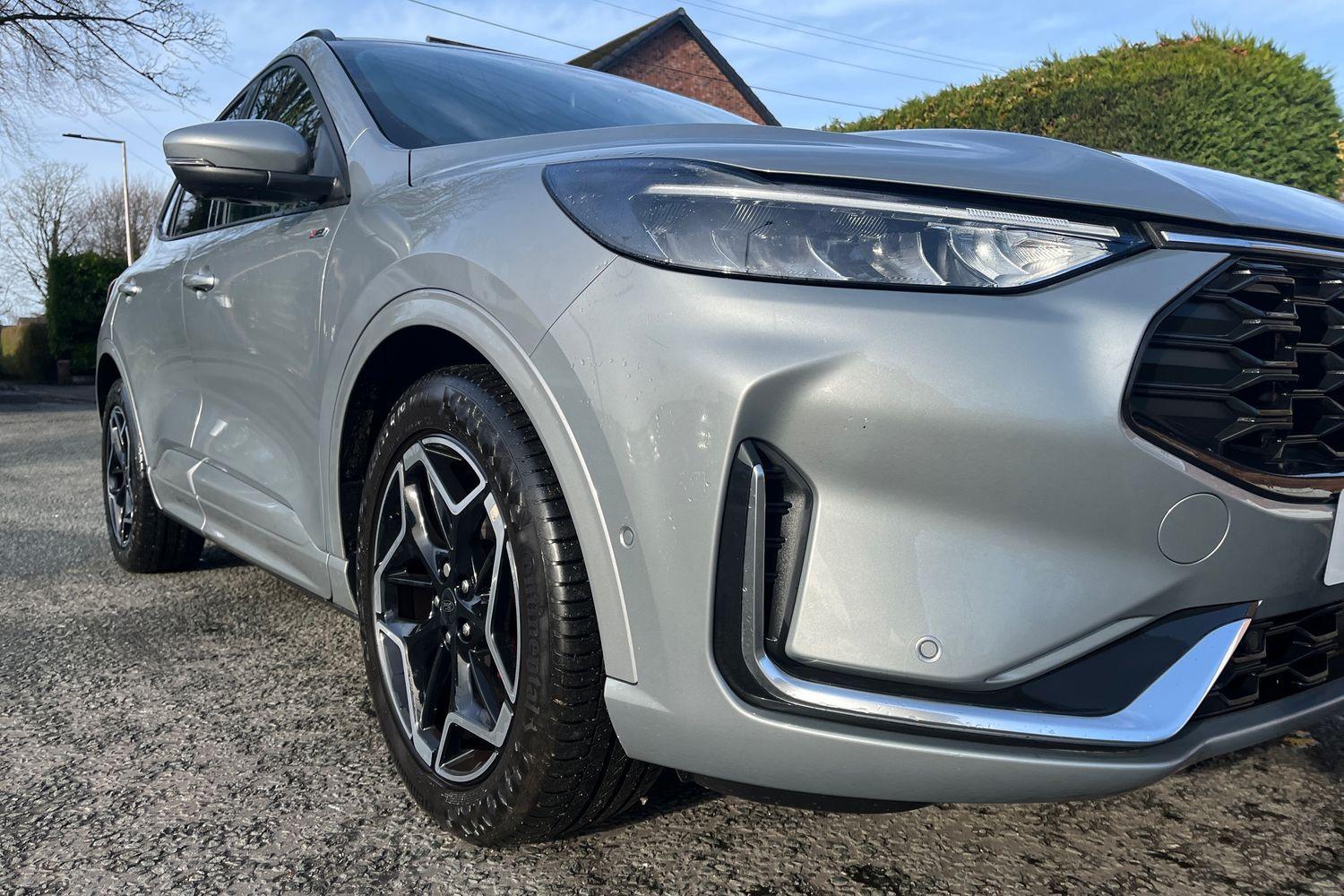 Ford KUGA Photo 26