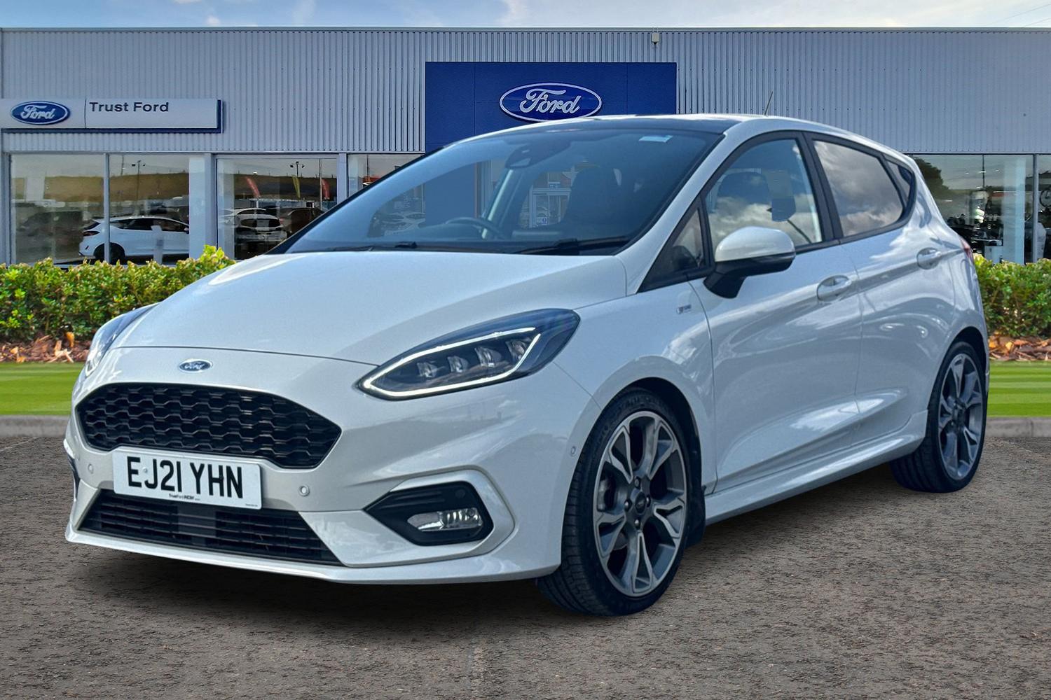 Ford FIESTA Photo 4