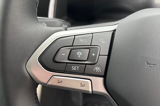 VOLKSWAGEN Polo Photo 16