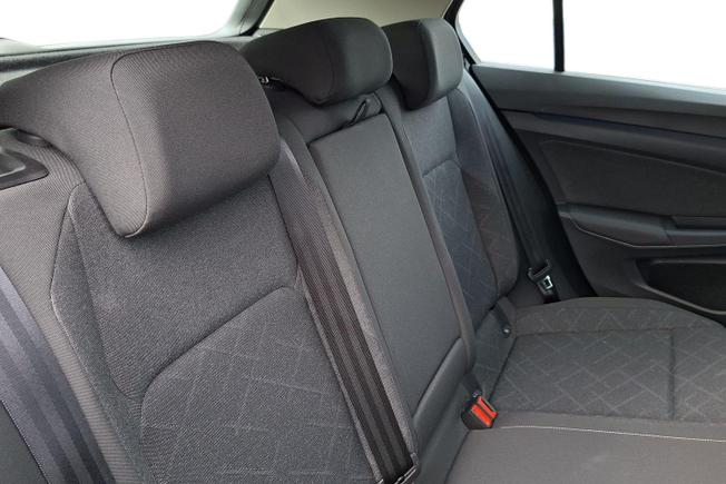 VOLKSWAGEN Golf Photo 9