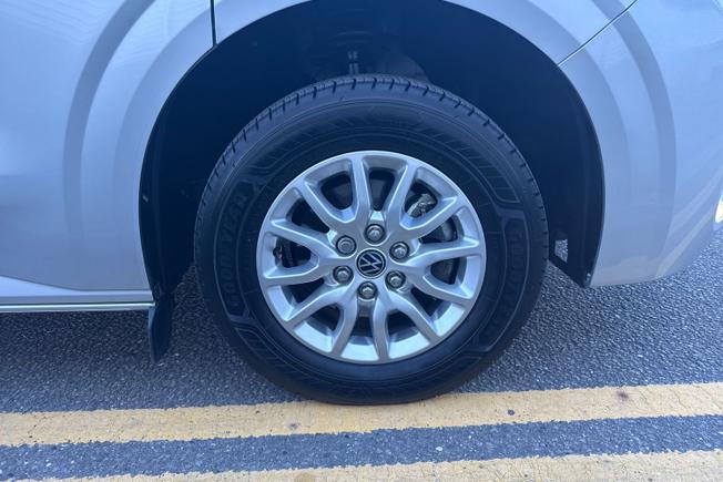 VOLKSWAGEN Transporter Photo 5