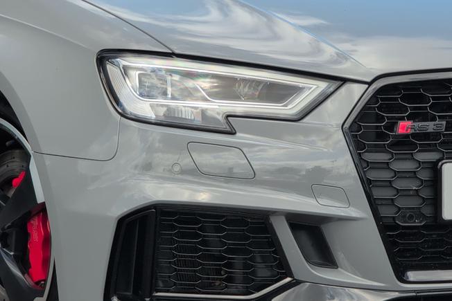 AUDI RS3 Photo 19