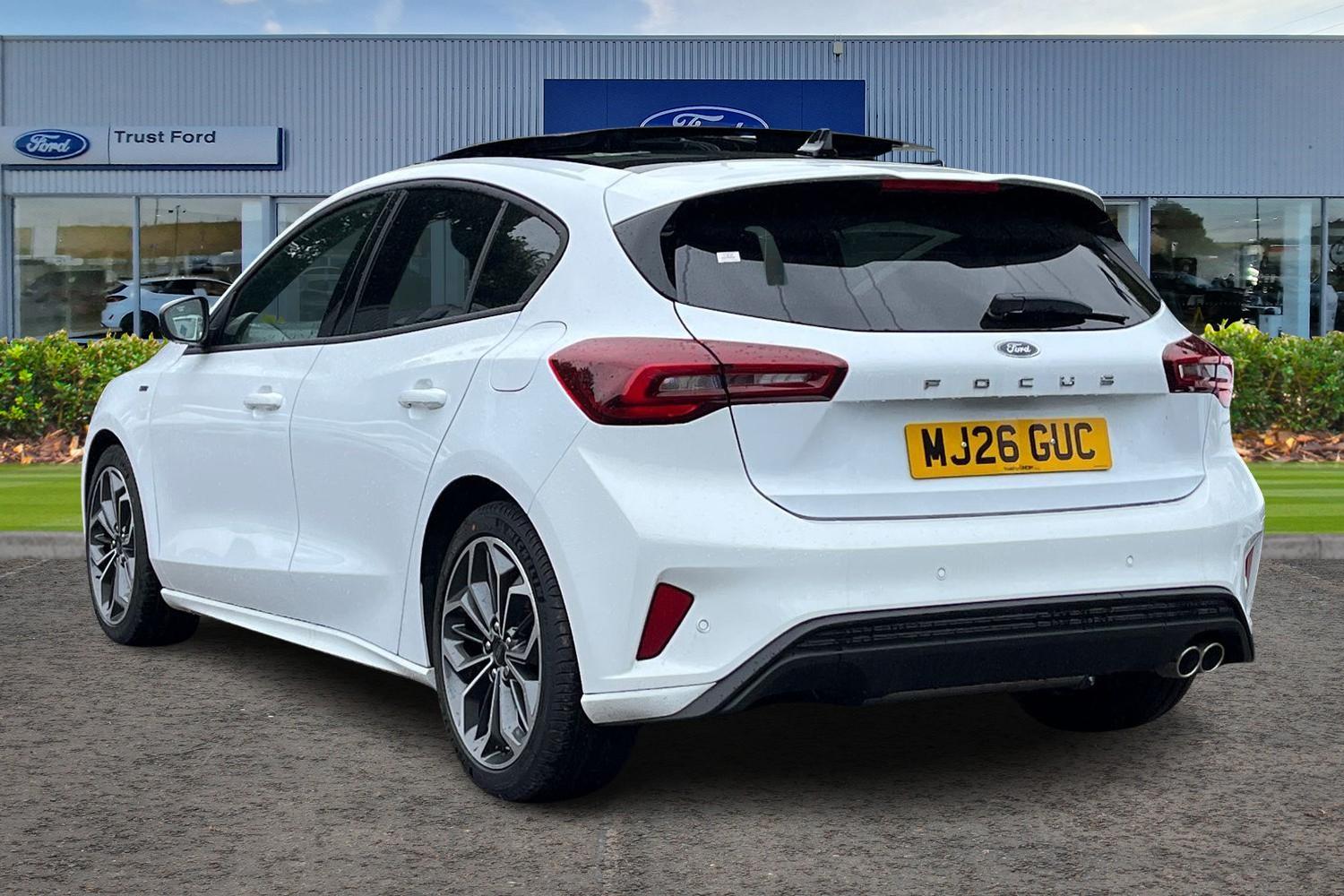 Ford Focus Photo 1