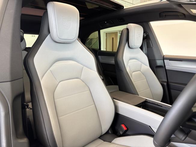 PORSCHE Cayenne Photo 14