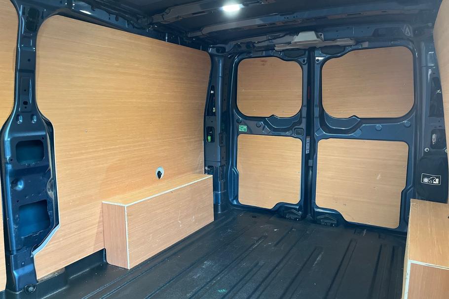 Used Ford TRANSIT CUSTOM 4