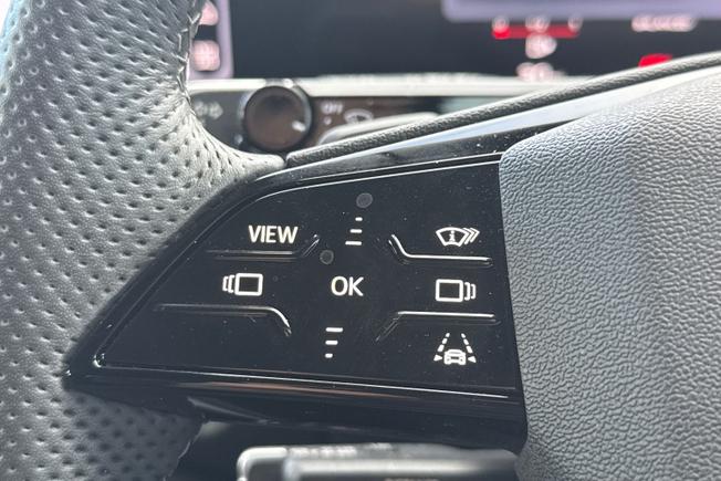 AUDI Q3 Photo 16