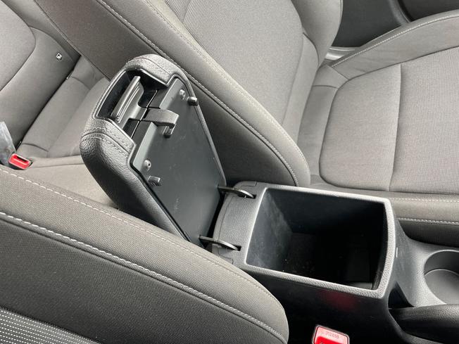 KIA Rio Photo 38