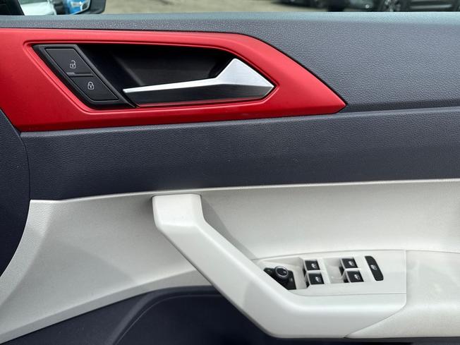 Volkswagen Polo Photo 29