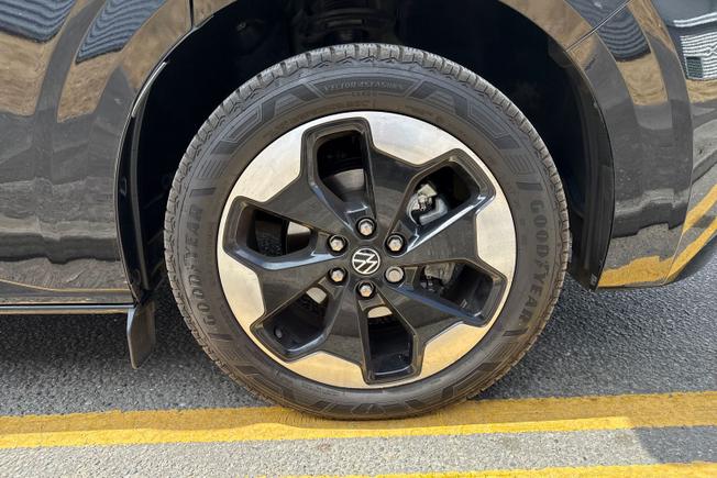 VOLKSWAGEN Transporter Photo 5