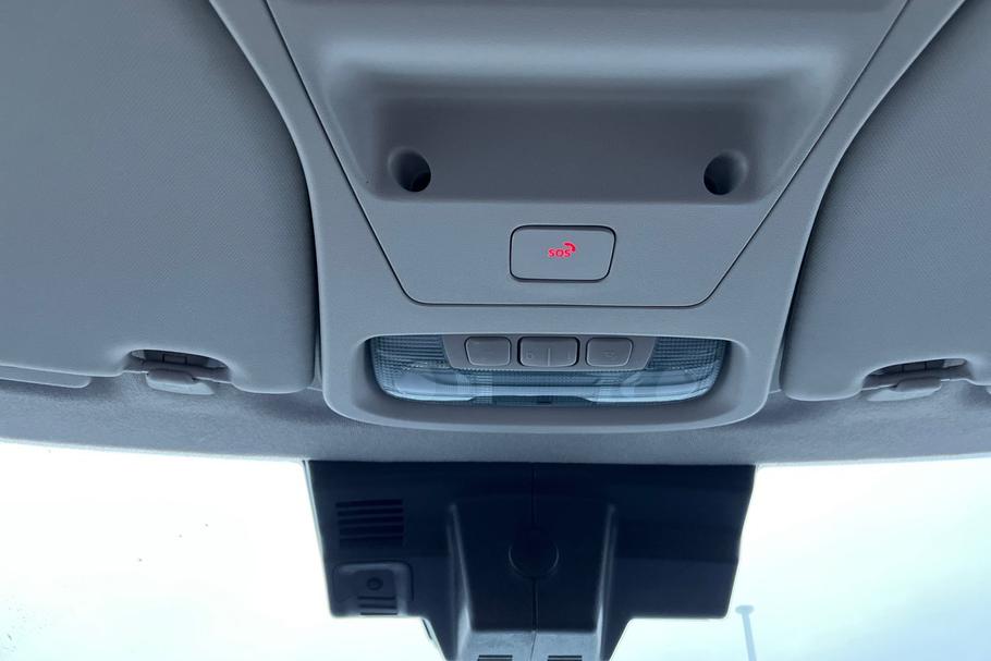 Used Ford E-Transit Courier WRZ7989 17