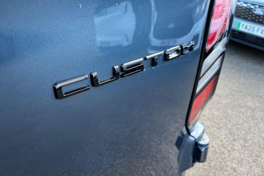 Used Ford TRANSIT CUSTOM 22