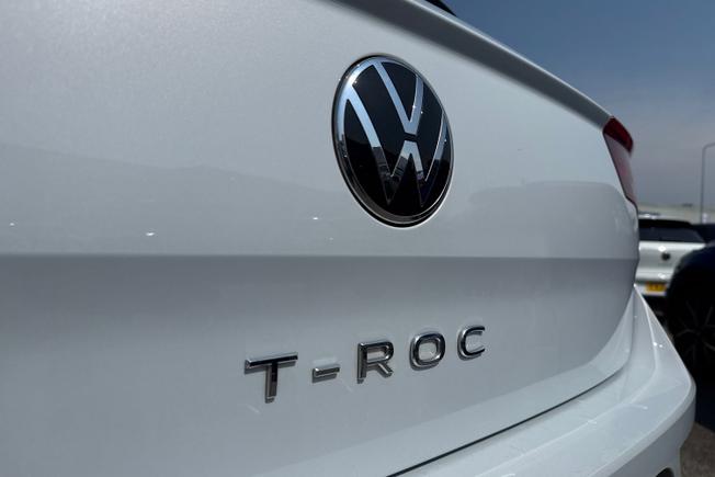 VOLKSWAGEN T-Roc Photo 21