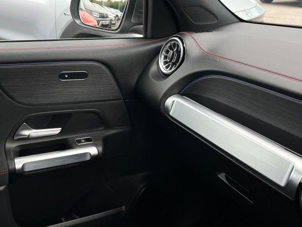 Mercedes-Benz EQB Photo autoimg-c6b5b39c1c171ce2a9c6a7a8e7736e77343d2a2a.jpg