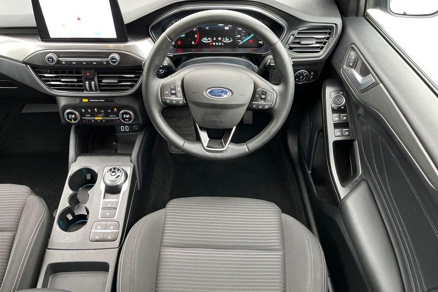 Ford FOCUS Photo autoimg-c6b9188a4e99c079c6999748371fd02867aca430.jpg