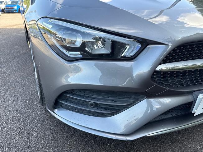 MERCEDES-BENZ CLA Class Photo 19