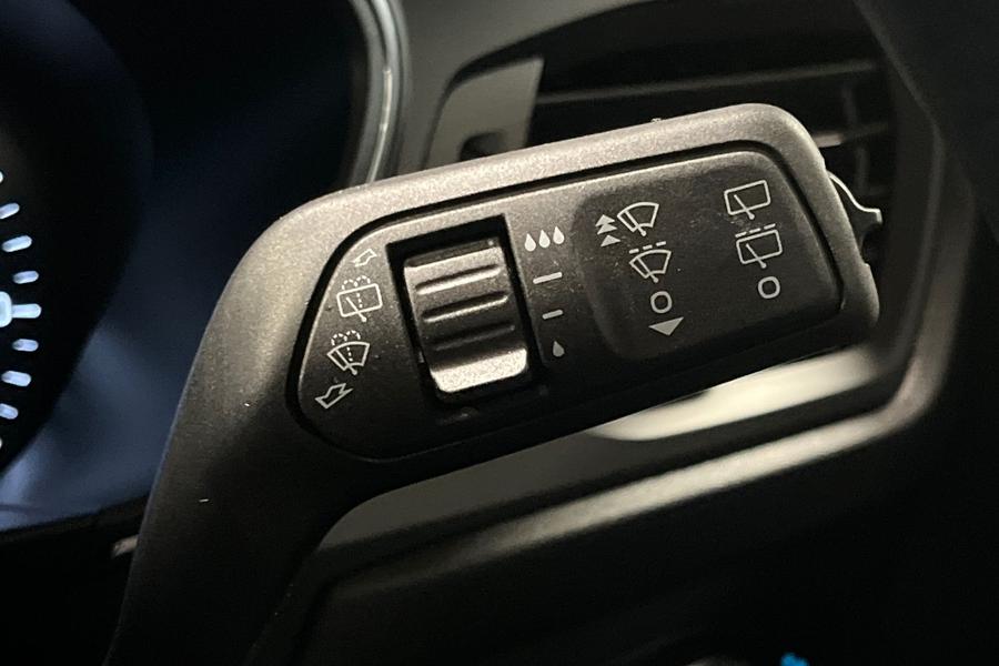 Ford Focus Photo autoimg-c6be4a29237de09d0c8c9cb401c341aeb6637fa9.jpg