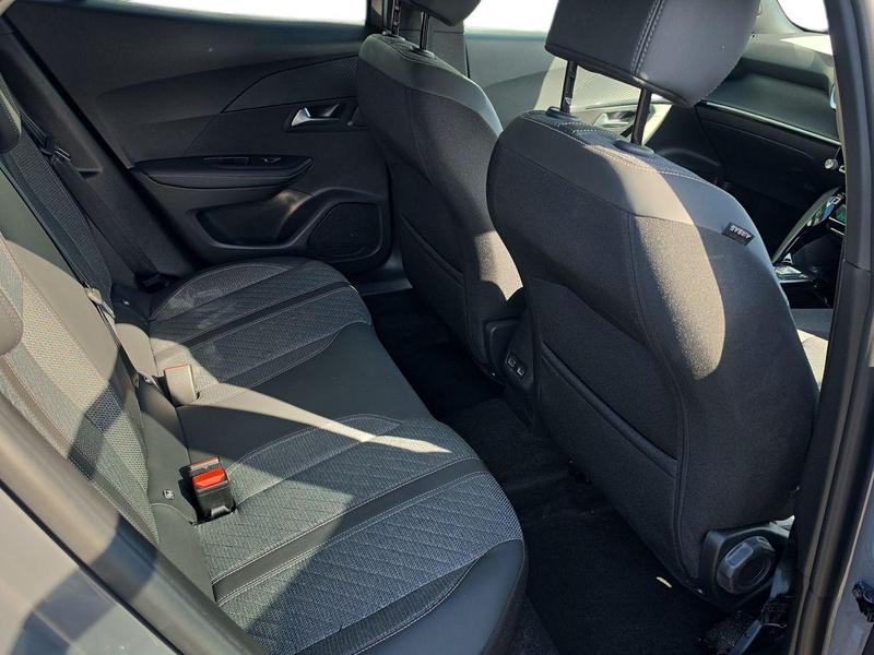 Used Peugeot 2008 KM25UPP 18