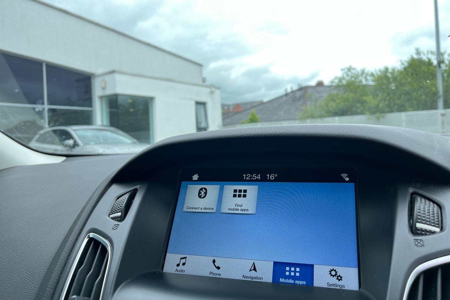 Ford FOCUS Photo 31