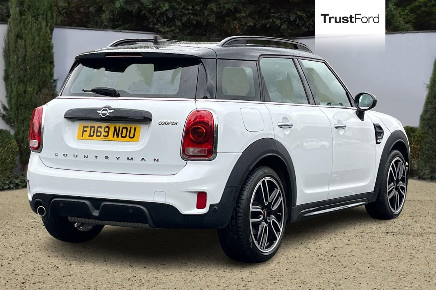 MINI Countryman Photo 3