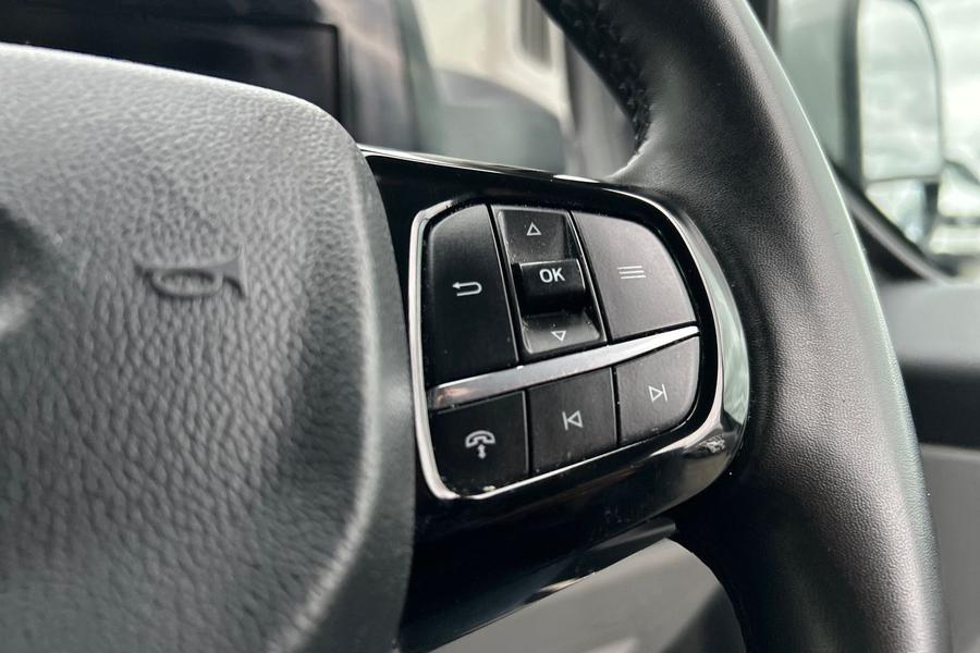 Ford TRANSIT CUSTOM Photo autoimg-c6c28ced6b055d814348ecfa74a8a7fe31c548c3.jpg