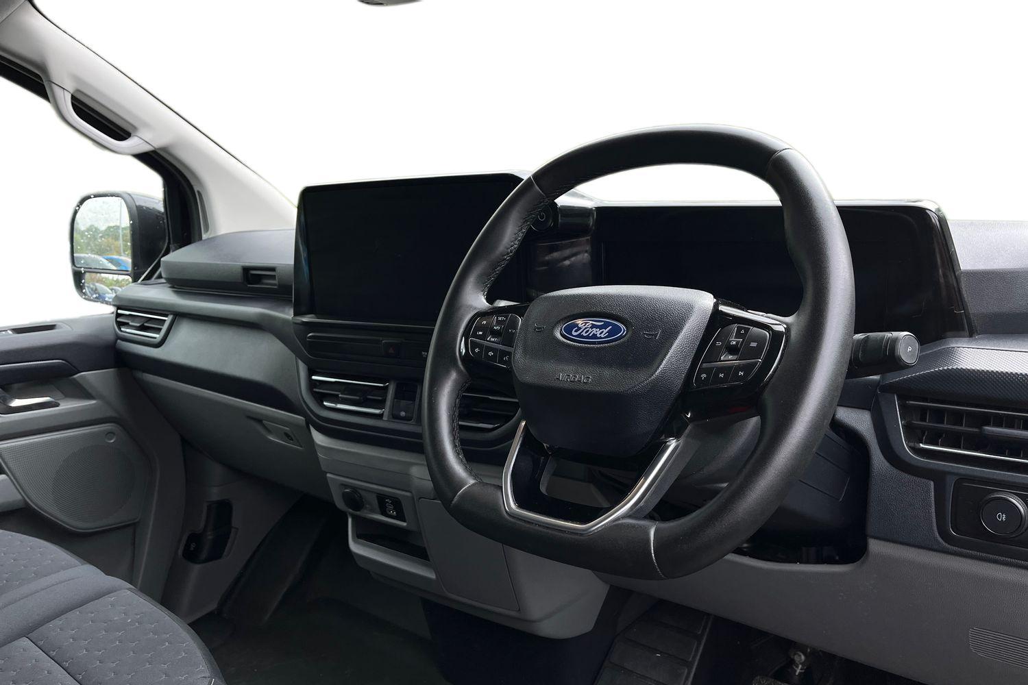 Ford E-TRANSIT CUSTOM Photo 8