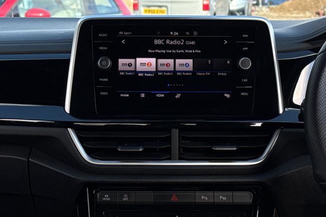 Volkswagen T-Roc Photo 40