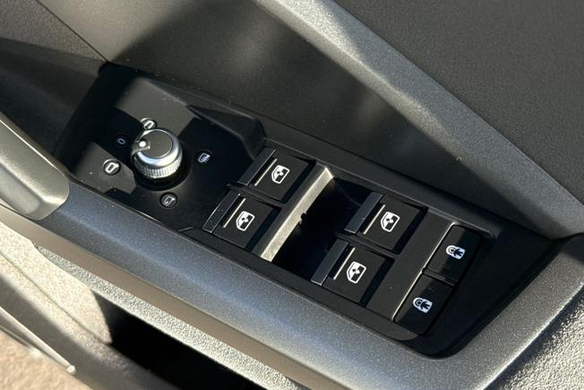 AUDI Q3 Photo 30