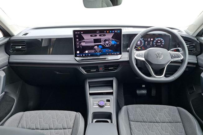 VOLKSWAGEN Tiguan Photo 10