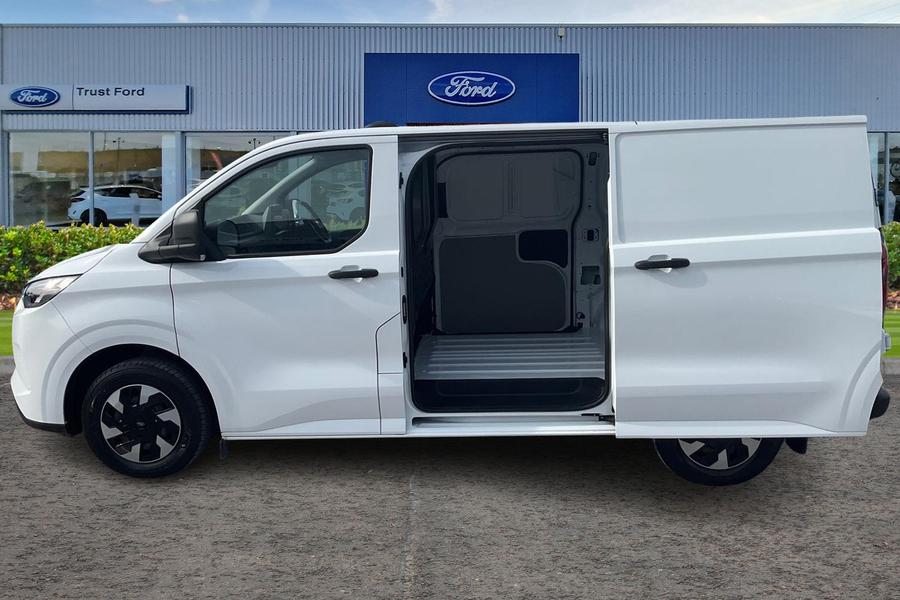 Ford E-Transit Custom Photo autoimg-c6c5cf37bc2b7119cd6d896b0a5d0fce42a2d3c3.jpg