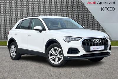 2021 Audi Q3 1.5 TFSI CoD 35 Technik SUV 5dr Petrol S Tronic Euro 6 (s/s) (150 ps) at JCT600