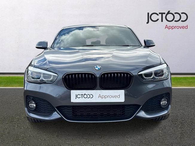 BMW 1 Series Photo 8