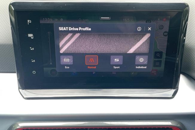 SEAT Arona Photo 33