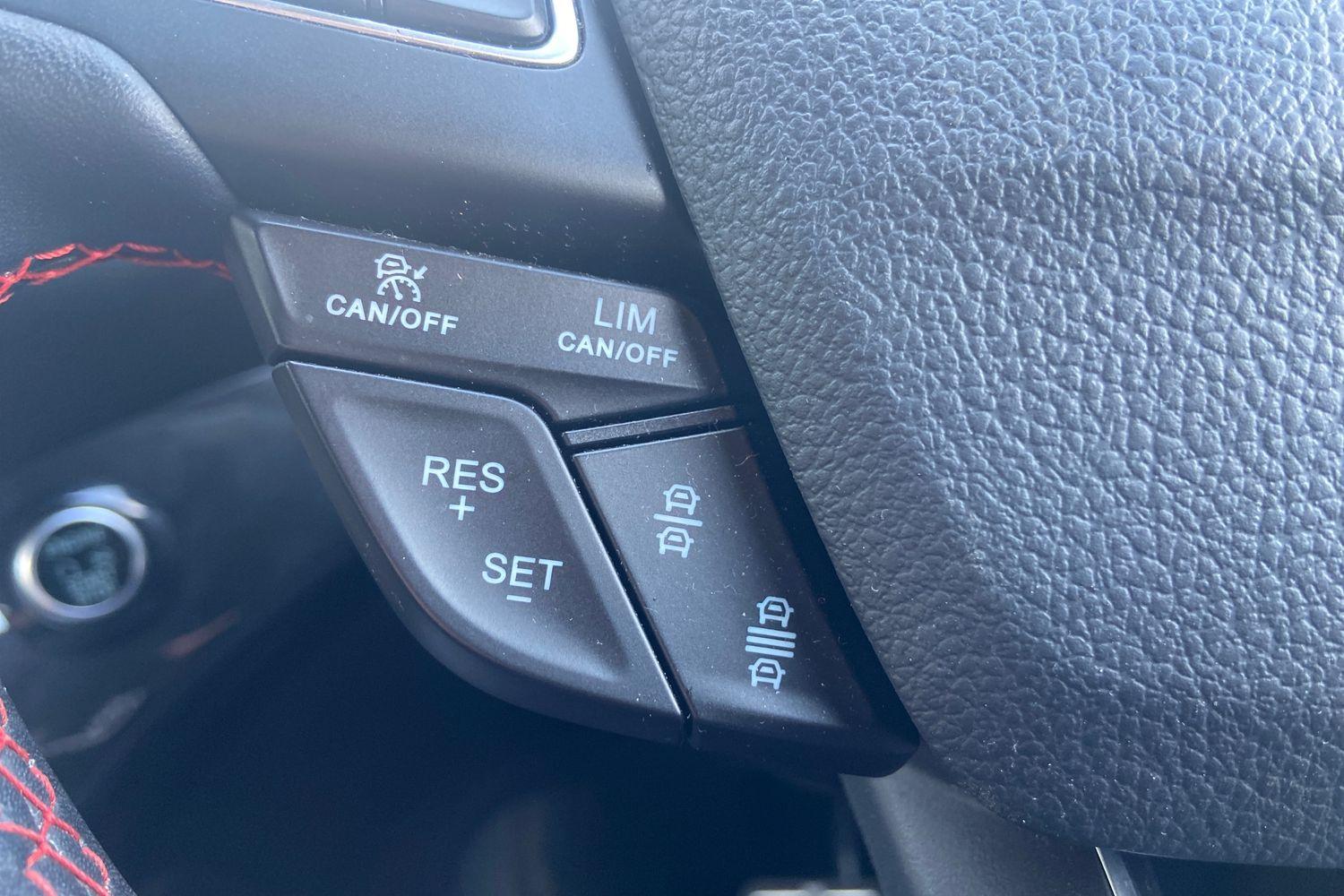 Ford Kuga Photo 29