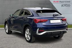 AUDI Q3 Photo 3