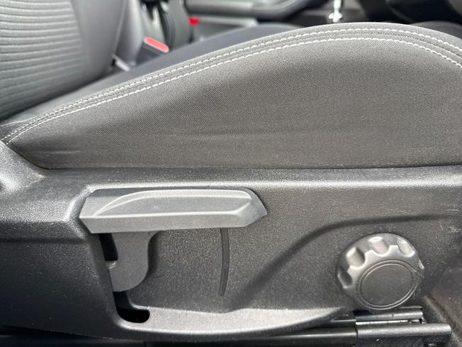 FORD Focus Photo 25