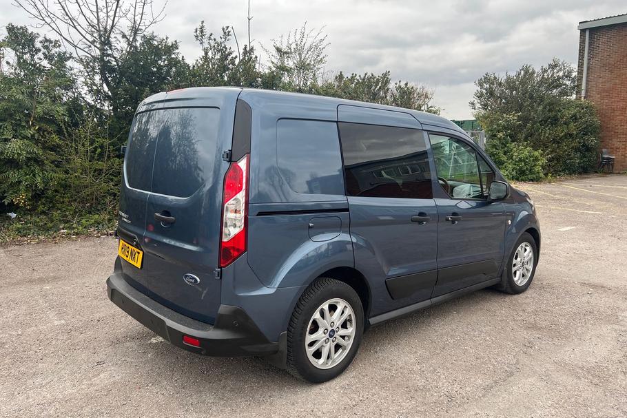 Used FORD TRANSIT CONNECT HR19NKT 25