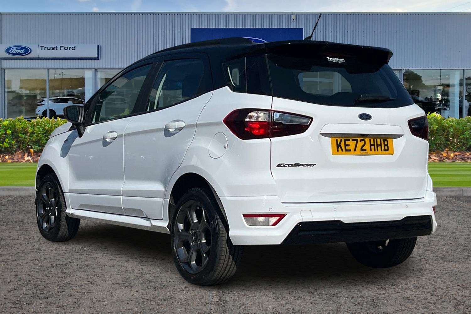 Ford EcoSport Photo 1